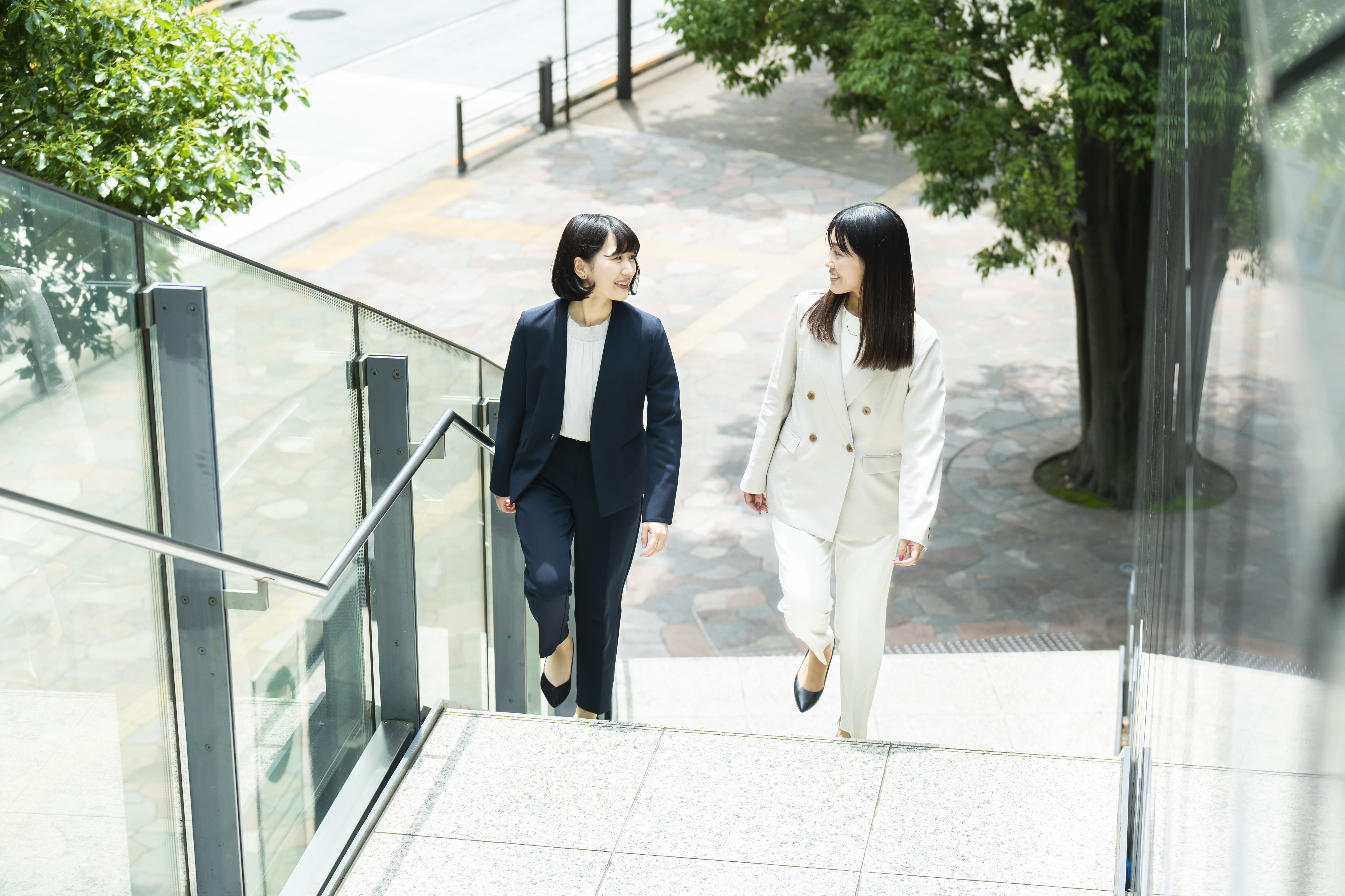 シンプルでクリアな組織体制